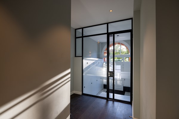 Medium property photo - Heemraadssingel, 3023 CD Rotterdam